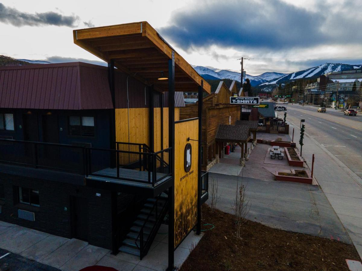 Gravity Haus Winter Park Hotell Exteriör bild